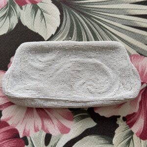 Vintage Elegant Beaded Clutch
